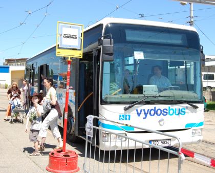 Den otevřených dveří v tramvajové a autobusové vozovně DPMB v Brně  - Medlánkách