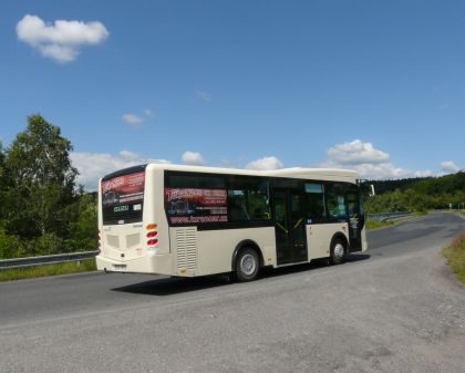 Dopravci testují malokapacitní autobus s bezbariérovým vstupem Isuzu Citimark 