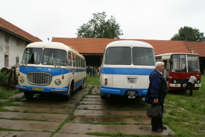 Cesta kloubovým autobusem Ikarus 280 Technického muzea v Brně do Chotouně