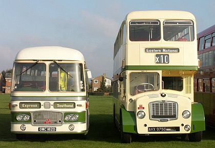 Z veteránské Canvey Island Bus Rally 10.10.2010 tentokrát objektivem