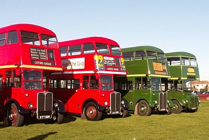 Z veteránské Canvey Island Bus Rally 10.10.2010 tentokrát objektivem