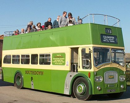 Z veteránské Canvey Island Bus Rally 10.10.2010 tentokrát objektivem