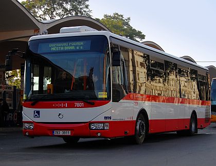 Předání 25 městských autobusů Crossway LE Dopravnímu podniku města Brna, a.s.