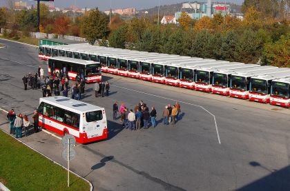 Předání 25 městských autobusů Crossway LE Dopravnímu podniku města Brna, a.s.