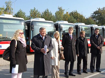 Předání 25 městských autobusů Crossway LE Dopravnímu podniku města Brna, a.s.