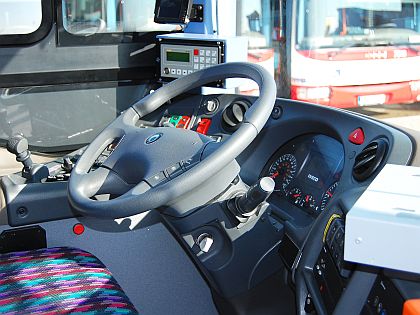 Předání 25 městských autobusů Crossway LE Dopravnímu podniku města Brna, a.s.