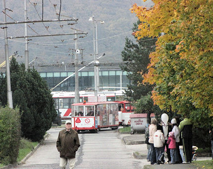 BUSportál SK: Fotoreportáž zo dňa otvorených dverí DPMBB