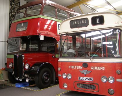 Britští veteráni objektivem Duncana Paynea: Oxford Bus Museum rally