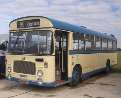 Britští veteráni objektivem Duncana Paynea: Oxford Bus Museum rally