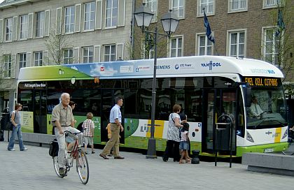 Pět autobusů na vodíkové palivové články dodá belgický Van Hool do Norska