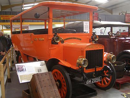 Britští veteráni objektivem Duncana Paynea: Oxford Bus Museum rally