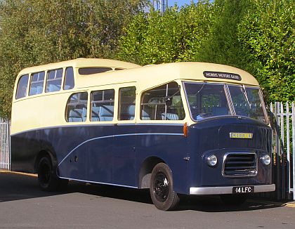 Britští veteráni objektivem Duncana Paynea: Oxford Bus Museum rally