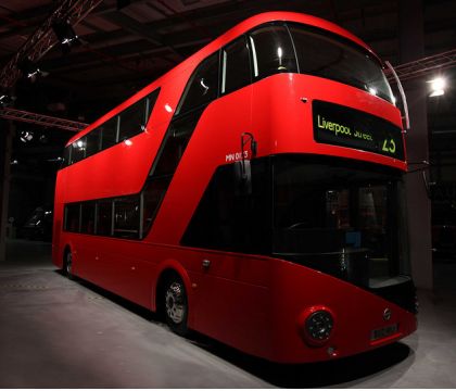 Nový doubledecker pro Londýn byl představen v depu London Transport Musea