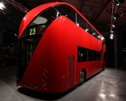 Nový doubledecker pro Londýn byl představen v depu London Transport Musea