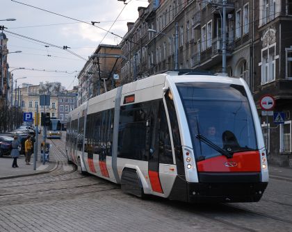 Nová  kapacita pro výrobu tramvají Solaris Tramino byla dnes slavnostně otevřena