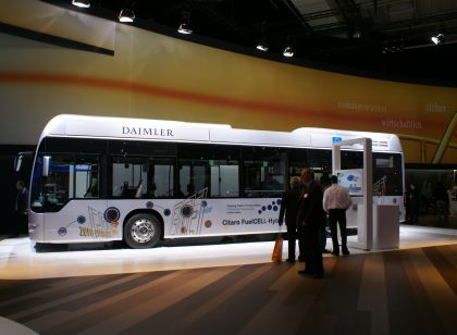 Čistý vodík pro evropská města   a autobusy Citaro FuelCELL-Hybrid 