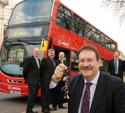 3 x  s Volvo Buses: 20 nových hybridních doubledeckerů Volvo 