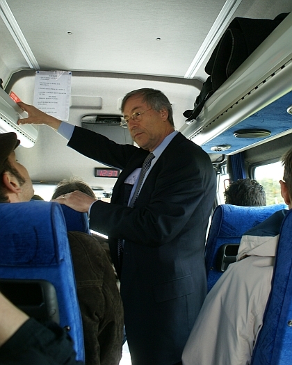 Autobusové veterány vlastní Nicolas Tellier. O francouzských oldtimerech napsal 