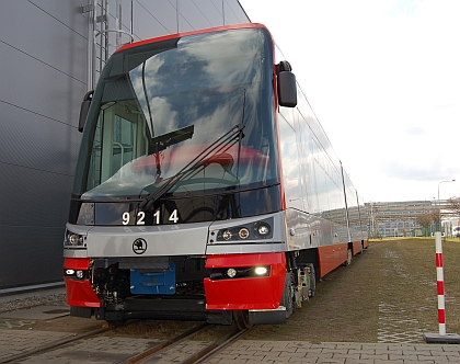 Orginální svatba v plzeňské  Škodovce 1. dubna 2011