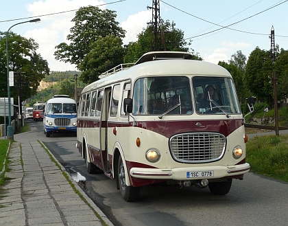 Z 12. ročníku srazu českých historických autobusů podruhé