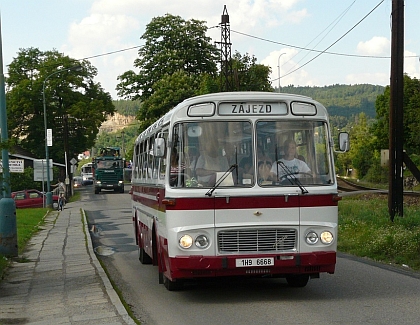 Z 12. ročníku srazu českých historických autobusů podruhé