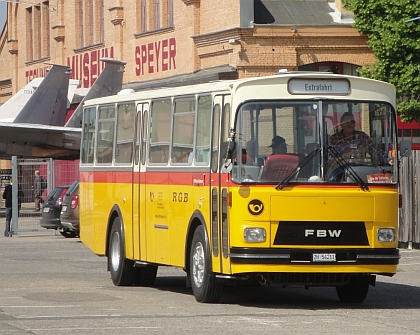 Ze srazu historických autobusů v německém Sinsheimu a  Speyeru  VI.