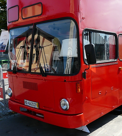 Ne vše, co je patrové a červené, je londýnský doubledecker