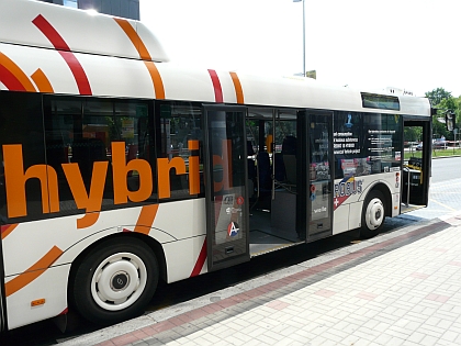 Veolia Transport Praha testuje hybridní autobus Solaris Urbino 18