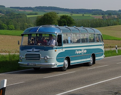 Ze srazu historických autobusů v německém Sinsheimu a  Speyeru  IX.