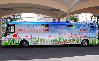 Elektrobus na testování v Brně: Fotografie a zkušenosti z provozu