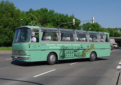 Ze srazu historických autobusů v německém Sinsheimu a  Speyeru  IX.