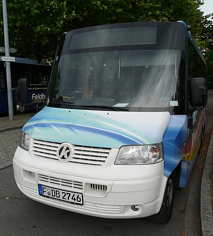 Autobusová pohlednice (pan) z německo - švýcarské hranice: Malokapacitní CNG bus