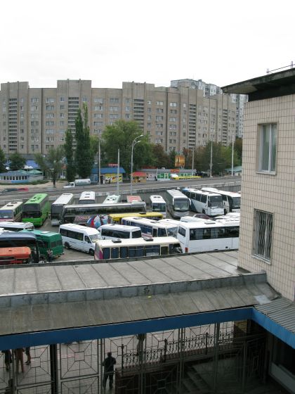 Pohlednice  z autobusových nádraží na východě 1: Kyjev