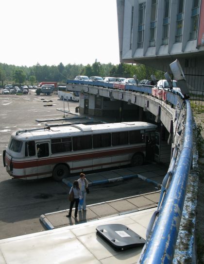 Pohlednice  z autobusových nádraží na východě 3: Lvov