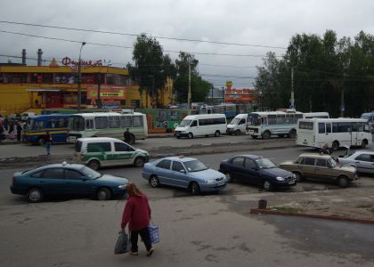 Pohlednice  z autobusových nádraží na východě 6: Vinica