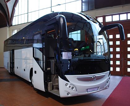 Ohlédnutí:Irisbus IVECO na veletrhu Czechbus. Dozvuky veletrhu Busworld v Belgii