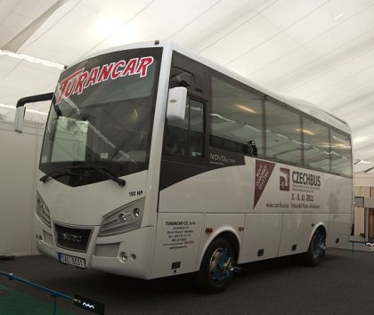 Ohlédnutí: TURANCAR CZ představil na Czechbus malokapacitní  autobusy  ISUZU: 