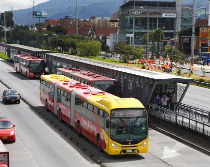 688 podvozků Volvo pro kolumbijskou Bogotu