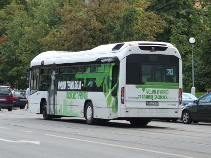 Volvo 7700 Hybrid s cestujícími v testovacím pravidelném  provozu v Brně 