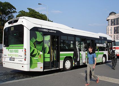 DPP: Předváděcí a ověřovací provoz hybridního autobusu Volvo 7700 H