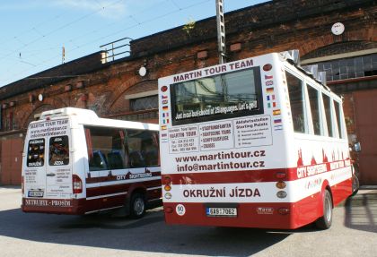 Malokapacitní autobusy a kabriolety dopravce MARTIN TOUR