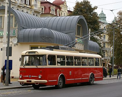 Záběry z provozu historických vozidel v Mariánských Lázních 29.9.2012