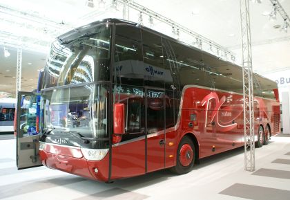 IAA Hannover XIX.: Karosáři z Beneluxu: VDL Bus &amp; Coach a Van Hool