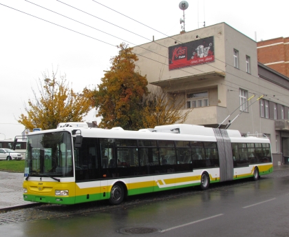 Kloubový trolejbus Škoda 31 Tr SOR pro Žilinu  při testovací jízdě v Plzni 