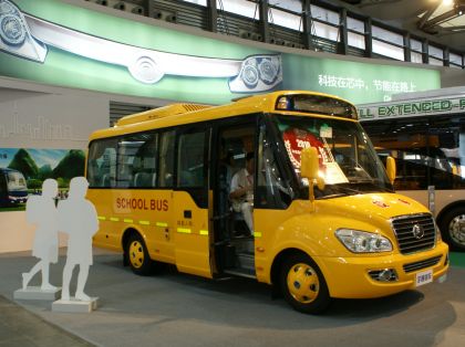 SCHOOL BUS DAY na veletrhu Busworld Asia 2012