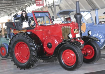 Retro Classics 2013: Potřinácté se ve Stuttgartu sejdou automobiloví veteráni  