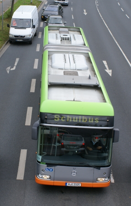 Zajímavé kloubové autobusy Mercedes-Benz Citaro v designu 'James Irvine'