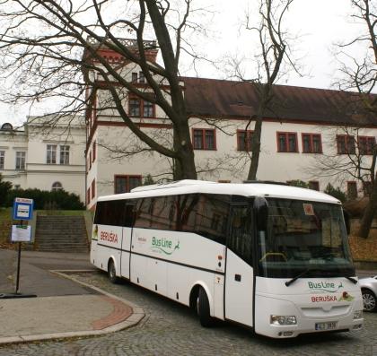 Ve speciálním autobuse s dětskými sedačkami se budou moci od 23.11. vozit 