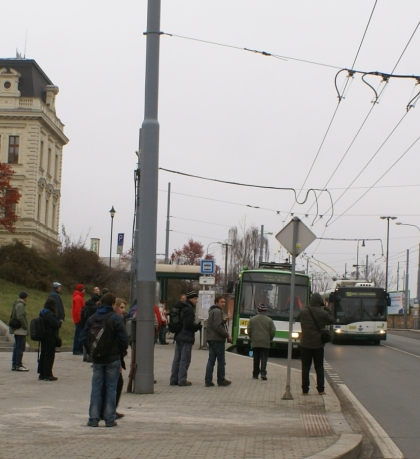 Fotoreportáž z 'rozlúčkové'  jízdy kloubového trolejbusu Škoda 15 Tr