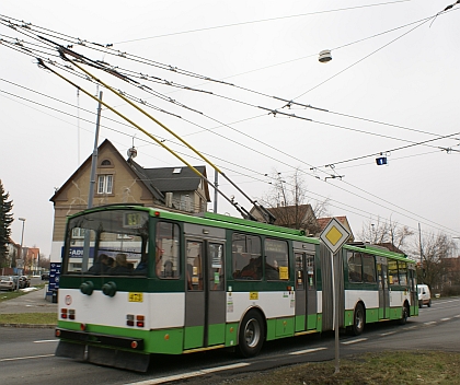 Fotoreportáž z 'rozlúčkové'  jízdy kloubového trolejbusu Škoda 15 Tr